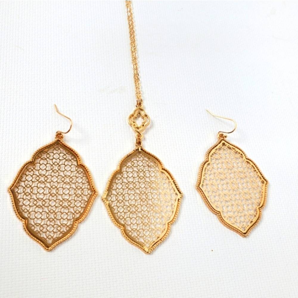 Filigree Exotic Morocco Necklace
